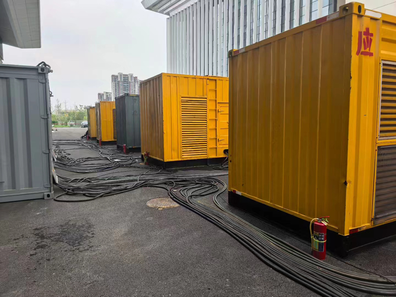 毛感乡不同季节柴油发电机组保养有哪些注意事项？